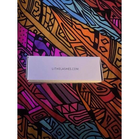 Lithe Clear Brow Gel - Picture 5 of 5